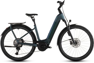 Cube Kathmandu Hybrid SLT 800