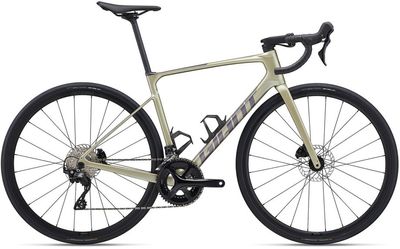 GIANT Defy Advanced 2