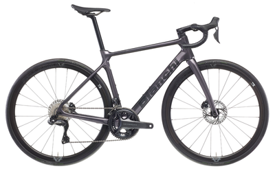 Endurance Bike Bianchi Infinito Shimano 105 Di2 2026 | 28 Zoll | Diamant | 47 cm | 2M / Deep Dive Purple / Black Glossy - Matt Logo (Bild 1)