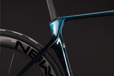Endurance Bike Cube Agree C:62 Race 2026 | 28 Zoll | Diamant | 58 CM | chromeblue´n´liquidblue (Bild 5)