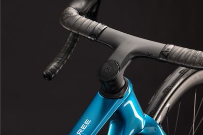 Endurance Bike Cube Agree C:62 Race 2026 | 28 Zoll | Diamant | 58 CM | chromeblue´n´liquidblue (Bild 8)
