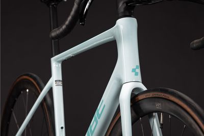 Endurance Bike Cube Attain C:62 Race 2026 | 28 Zoll | Diamant | 47 CM | carbon´n´coalchrome (Bild 4)