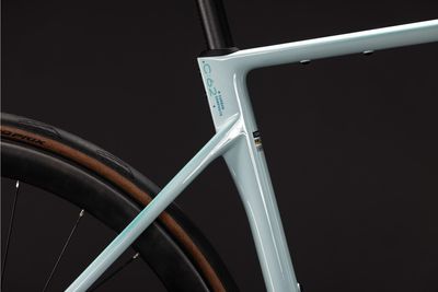 Endurance Bike Cube Attain C:62 Race 2026 | 28 Zoll | Diamant | 47 CM | carbon´n´coalchrome (Bild 5)