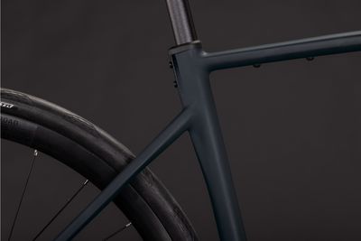 Endurance Bike Cube Attain SLX 2026 | 28 Zoll | Diamant | 56 CM | blueiris´n´black (Bild 10)