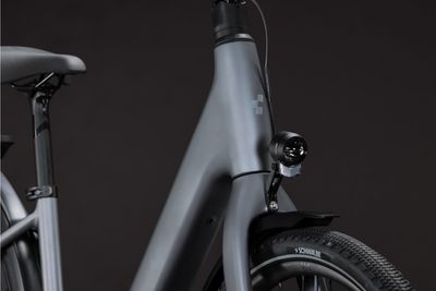 E-Bike Tourenrad Cube Kathmandu Hybrid C:62 SLT 400X 2027 | 400 Wh | 28 Zoll | Tiefeinsteiger | 46 cm | ashgrey´n´prizm (Bild 3)
