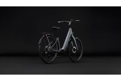 E-Bike Tourenrad Cube Kathmandu Hybrid C:62 SLT 400X 2027 | 400 Wh | 28 Zoll | Tiefeinsteiger | 46 cm | ashgrey´n´prizm (Bild 8)