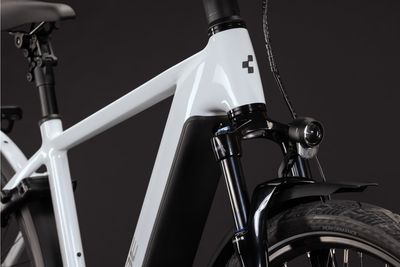 E-Bike Tourenrad Cube Kathmandu Hybrid Deluxe Pro 800 2027 | 800 Wh | 28 Zoll | Diamant | 50 cm | metallicwhite´n´chrome (Bild 14)