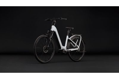E-Bike Tourenrad Cube Kathmandu Hybrid Deluxe Pro 800 2027 | 800 Wh | 28 Zoll | Tiefeinsteiger | 54 cm | metallicwhite´n´chrome (Bild 20)