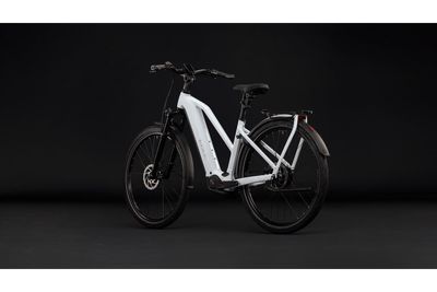 E-Bike Tourenrad Cube Kathmandu Hybrid Deluxe Pro 800 2027 | 800 Wh | 28 Zoll | Trapez | 58 cm | metallicwhite´n´chrome (Bild 19)