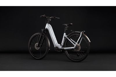 E-Bike Tourenrad Cube Kathmandu Hybrid ONE 800 2027 | 800 Wh | 28 Zoll | Tiefeinsteiger | 46 cm | silverstar´n´reflex (Bild 20)