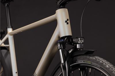 Tourenrad Cube Kathmandu ONE 2026 | 28 Zoll | Diamant | 46 CM | blackforest´n´chrome (Bild 3)