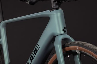E-Bike Fitnessrad Cube Nulane Hybrid C:62 Race 2026 | 400 Wh | 28 Zoll | Diamant | XS | seagrey´n´black (Bild 6)