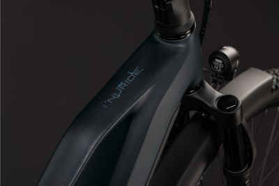 E-Bike Tourenrad Cube Nuride Hybrid EXC 2026 | 800 Wh | 28 Zoll | Trapez | 46 CM | coal´n´chrome (Bild 7)