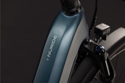 E-Bike Tourenrad Cube Nuride Hybrid Pro 2026 | 800 Wh | 28 Zoll | Tiefeinsteiger | 46 CM | deepteal´n´blue (Bild 6)