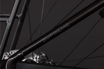 E-Stadtrad Cube Supreme Hybrid Comfort ONE 2026 | 600 Wh | 28 Zoll | Tiefeinsteiger | 46 CM | gunmetal´n´reflex (Bild 7)