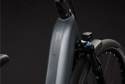 E-Bike Tourenrad Cube Touring Hybrid Deluxe SLX 2026 | 800 Wh | 28 Zoll | Tiefeinsteiger | 46 CM | slabgrey´n´chrome (Bild 7)