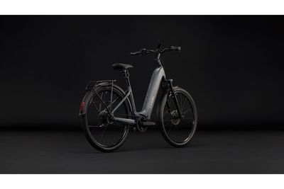 E-Bike Tourenrad Cube Touring Hybrid Deluxe SLX 2026 | 800 Wh | 28 Zoll | Tiefeinsteiger | 46 CM | slabgrey´n´chrome (Bild 10)