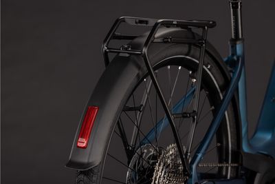 E-Bike Tourenrad Cube Touring Hybrid Pro 2026 | 800 Wh | 28 Zoll | Tiefeinsteiger | 46 CM | electricblue´n´prizm (Bild 15)