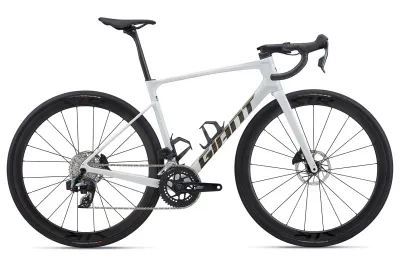 Endurance Bike GIANT Defy Advanced Pro 1 2026 | 28 Zoll | Diamant | M | pearl white (Bild 1)
