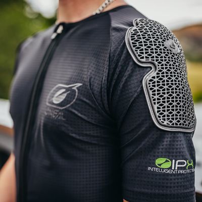 Sonstige Protektoren O'Neal IMPACT LITE PROTECTOR SHIRT V.23 Kurzarm Protektorenshirt 2025 (Bild 4)