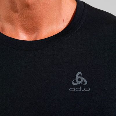 Fahrrad Unterhemd Odlo MERINO 200 BL TOP Crew Neck L/S Langarm Unterhemd 2026 (Bild 3)