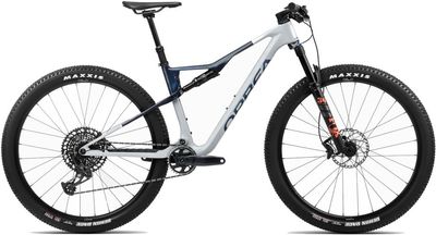 Cross Country Bike Orbea Oiz M21 2024 | 29 Zoll | Diamant | S | Halo Silver-Blue Carbon View (Bild 1)