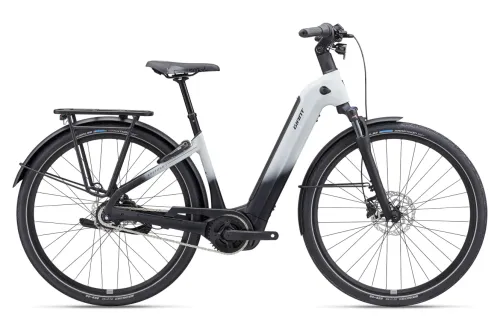 E-Stadtrad GIANT AnyTour E+ 4 RT 2025 | 625 Wh | 28 Zoll | Tiefeinsteiger