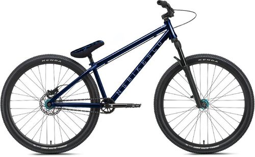 Cross Country Bike NS BIKES Metropolis 2 2022 | 26 Zoll | Diamant