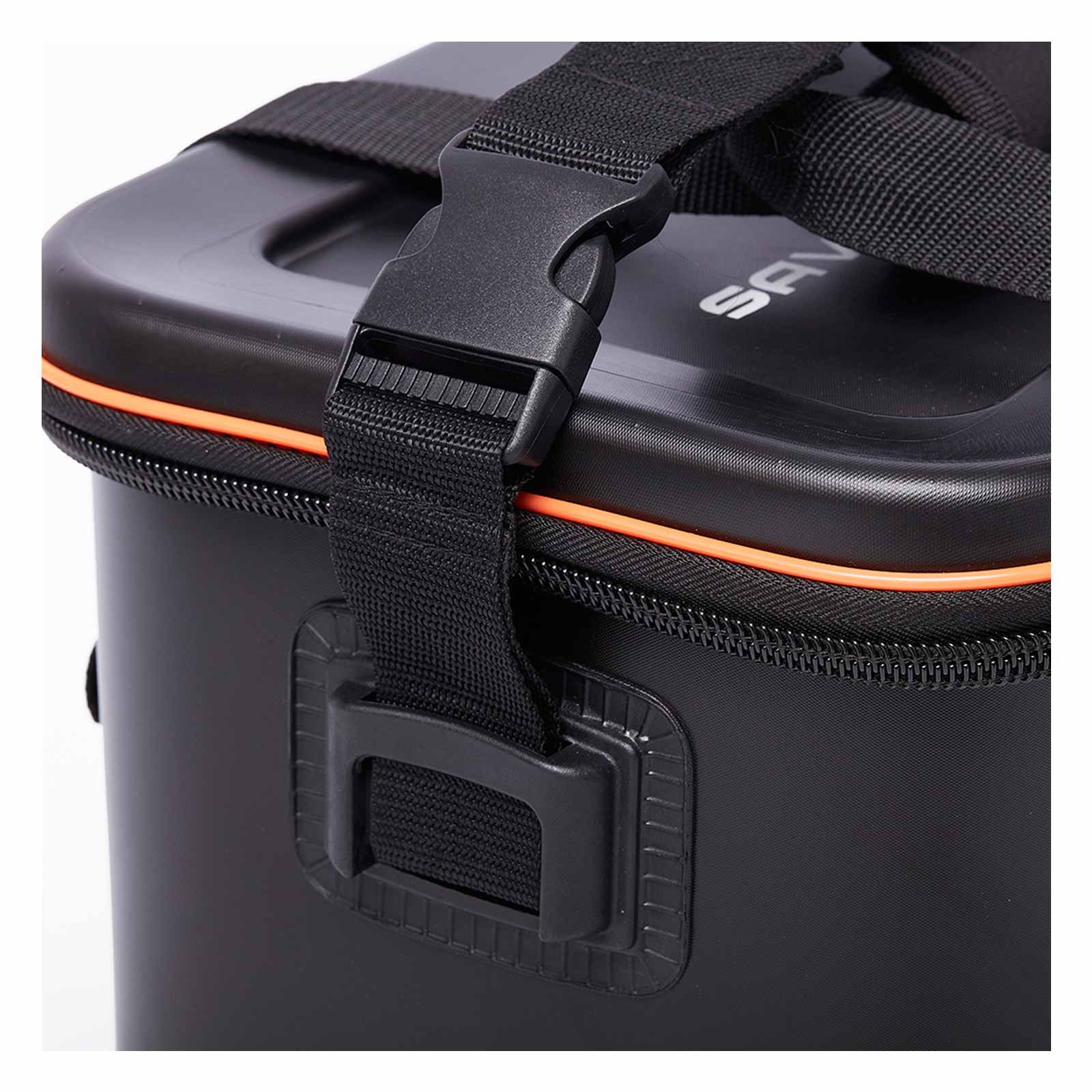 Savage Gear WPMP Cooler Bag L / 31x22x28 cm / 24 L