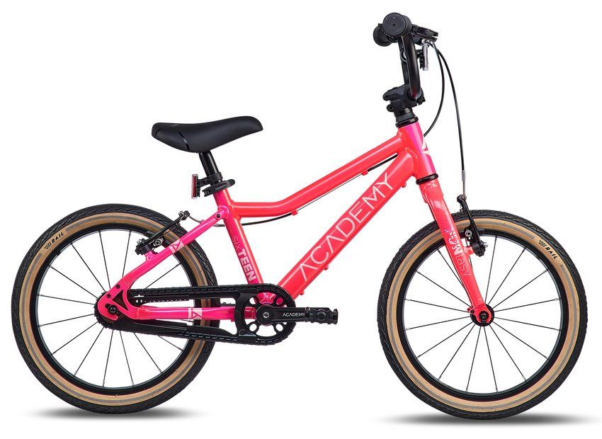 Academy Academy Grade 3 Edition 2025 | 16 Zoll | Diamant (Bild 1)