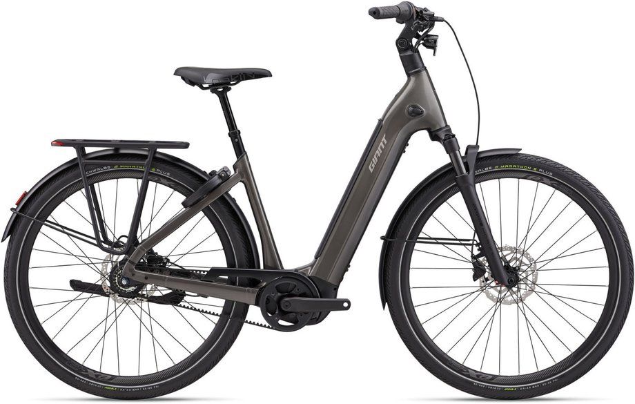 Urban E-Bike GIANT AnyTour E+ 3 2026 | 625 Wh | 28 Zoll | Tiefeinsteiger