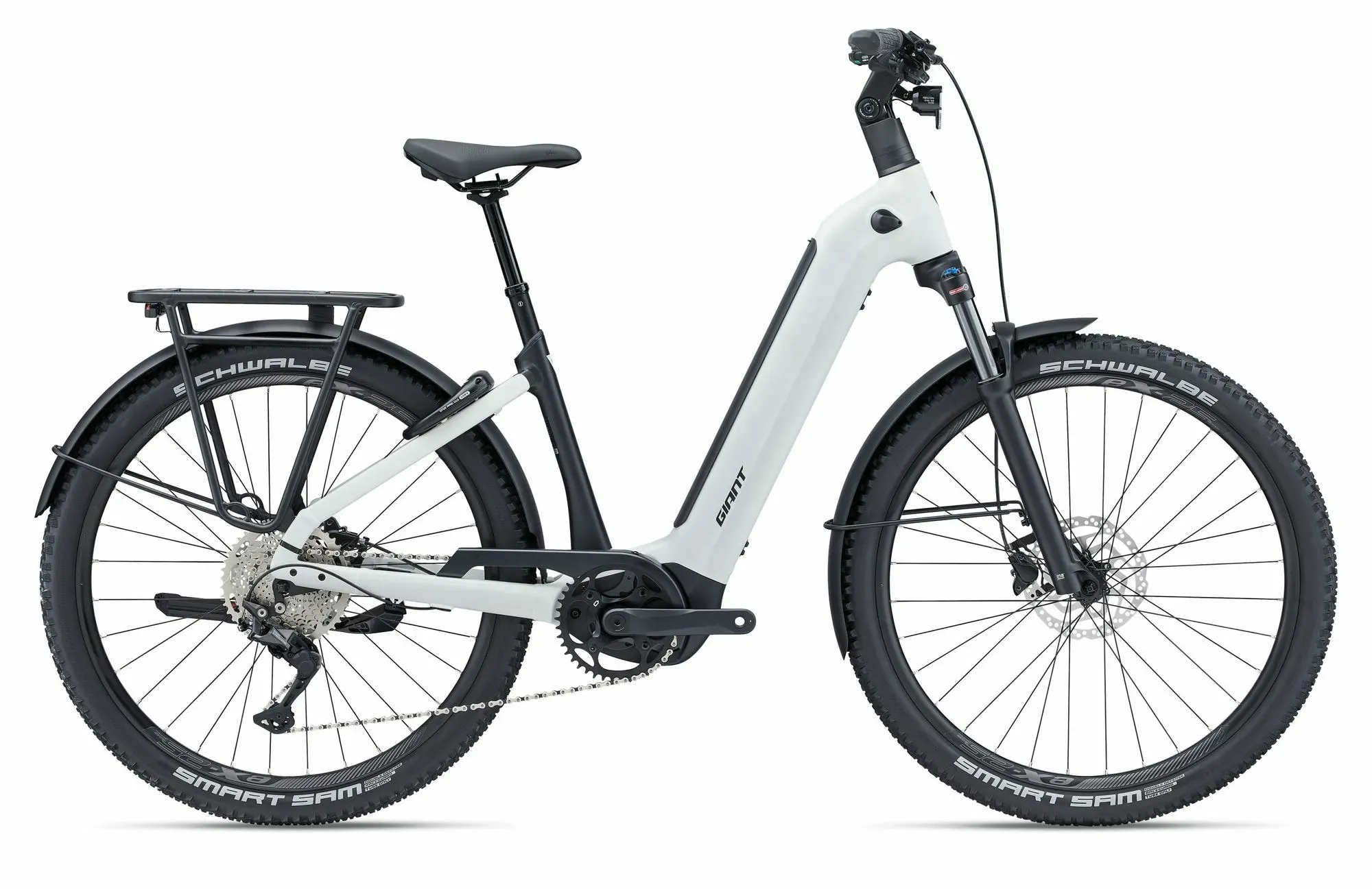 E-Bike Tourenrad GIANT AnyTour X E+ 3 2024 | 625 Wh | 27,5 Zoll | Tiefeinsteiger