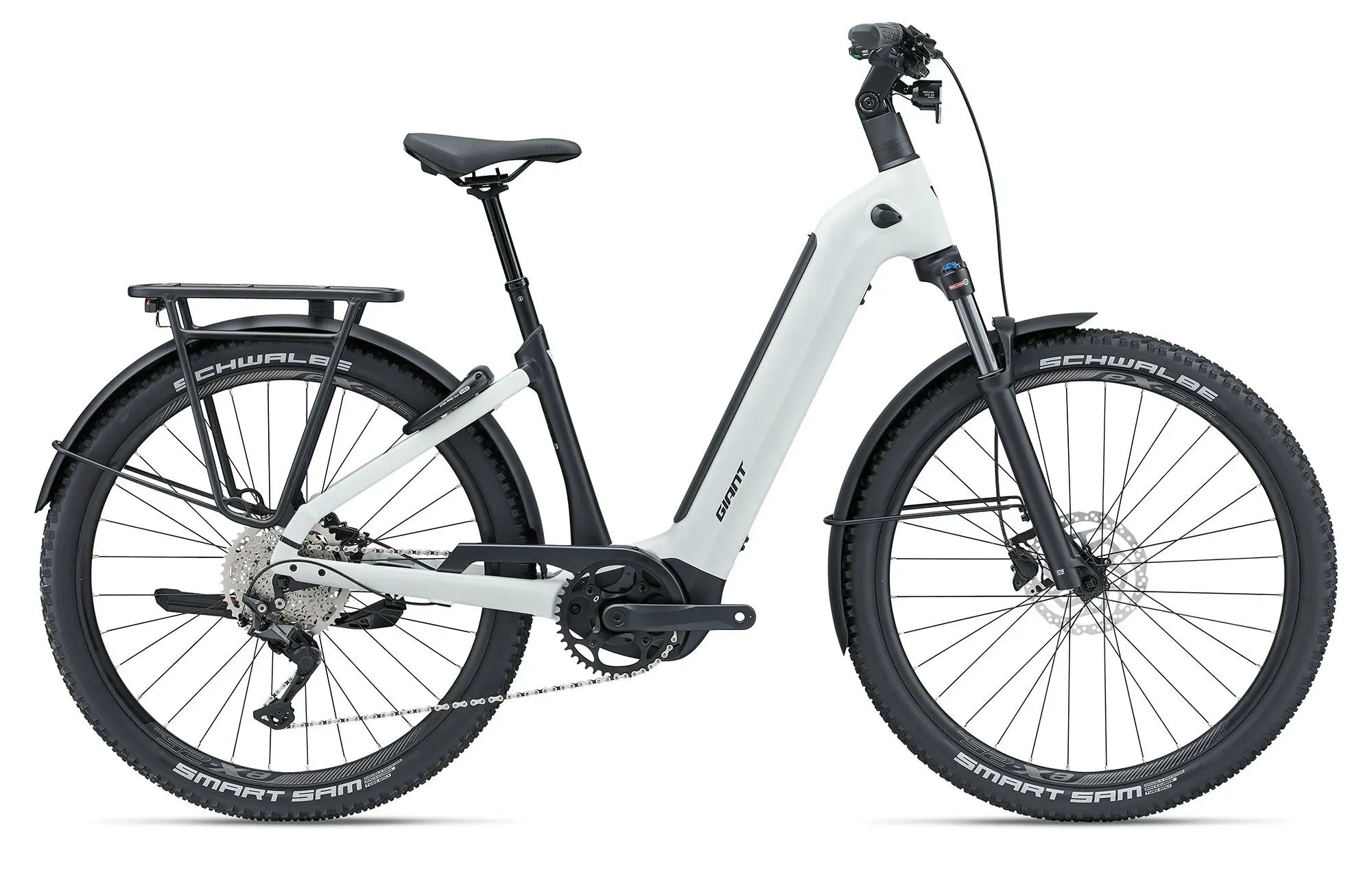 E-Bike Tourenrad GIANT AnyTour X E+ 3 2024 | 625 Wh | 28 Zoll | Tiefeinsteiger