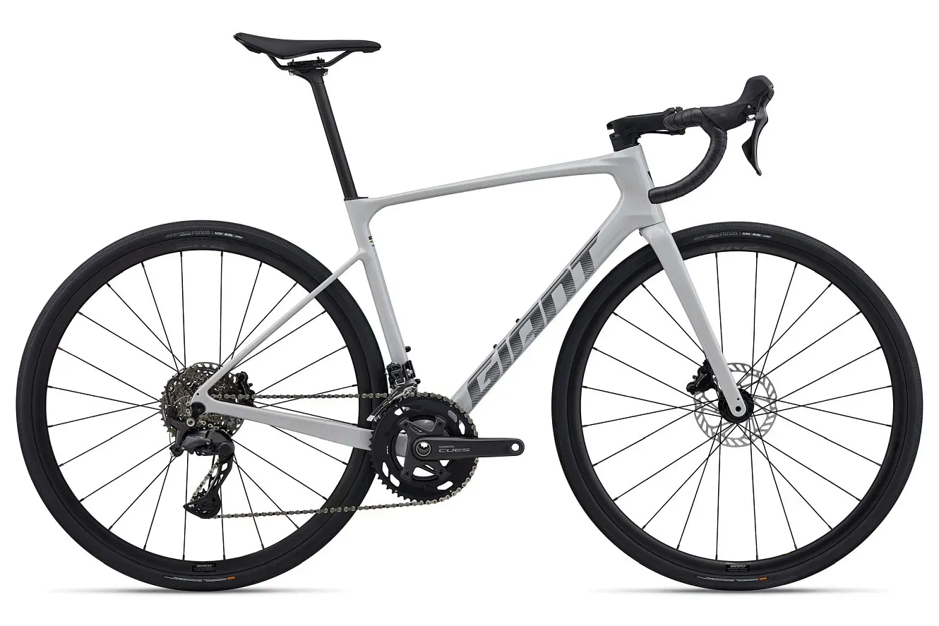 Endurance Bike GIANT Defy Advanced 3 2026 | 28 Zoll | Diamant