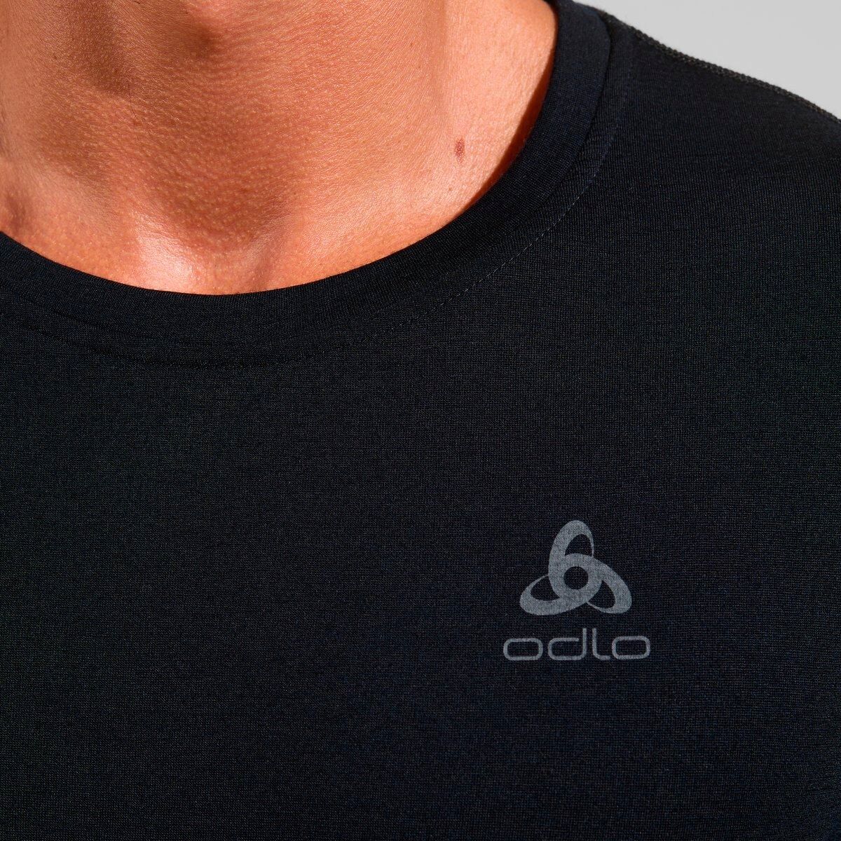 Fahrrad Unterhemd Odlo MERINO 200 BL TOP Crew Neck L/S Langarm Unterhemd 2026 (Bild 3)