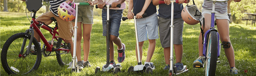 Die besten Kinderroller: Welche Modelle überzeugen wirklich?