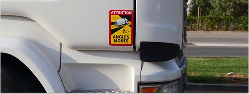 Toter Winkel: So machst du dich für Lkw und Autos sichtbar